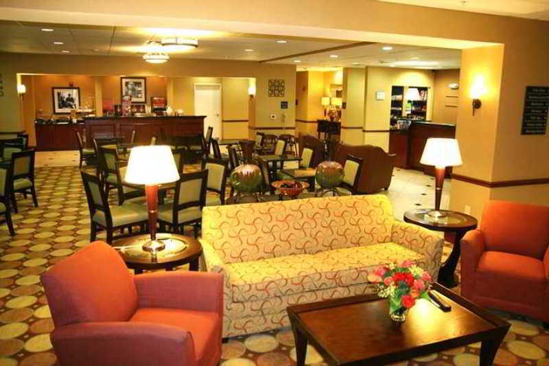 Hampton & Tacoma-mall Hotel 3*
