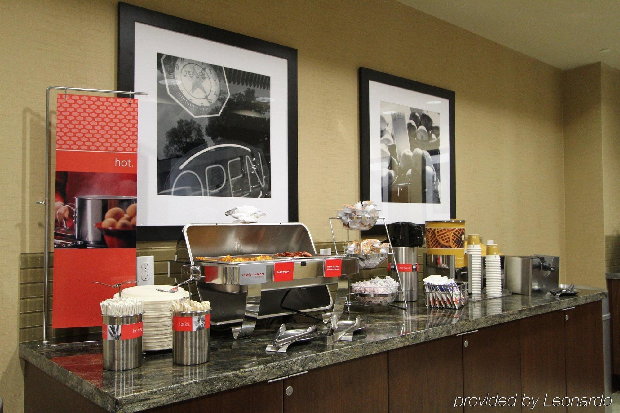 Hampton & Tacoma-mall Hotel 3*